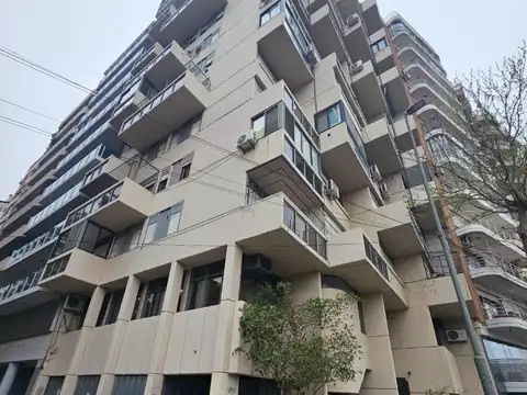IMPECABLE DEPARTAMENTO ZONA RÍO
