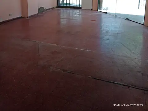 Local en Alquiler en Florida, $ 1.100.000