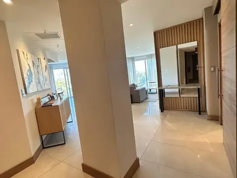 Depto Tipo Casa 4 ambientes con 4 baños