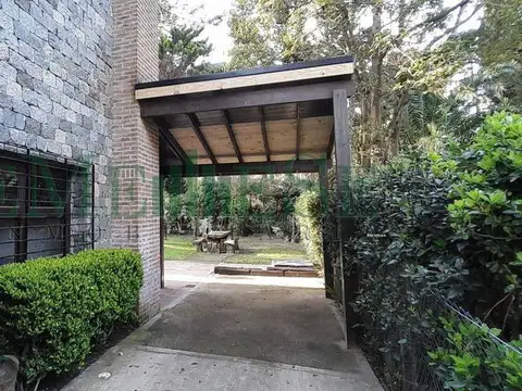 Casa en Alquiler Temporal con 1 cochera