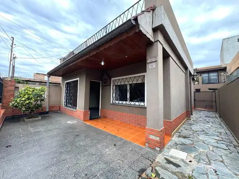 PH FRENTE EN VENTA EN VILLA BALLESTER