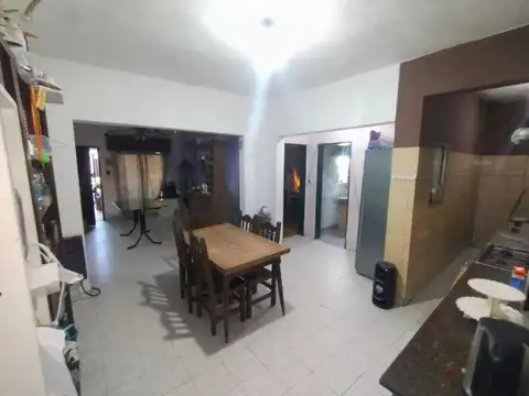 Casa en Venta en Gonzalez Catan, USD 106.000