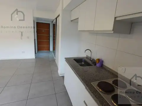 Departamento monoambiente en venta en Refineria