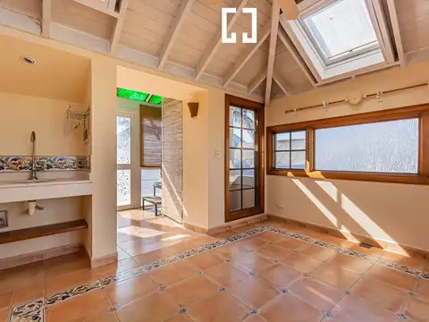 Casa en Venta de 5 dormitorios