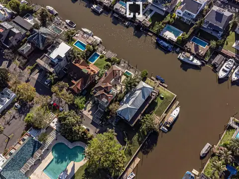 Casa en Venta al Este