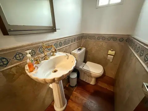 Casa en Venta al Este