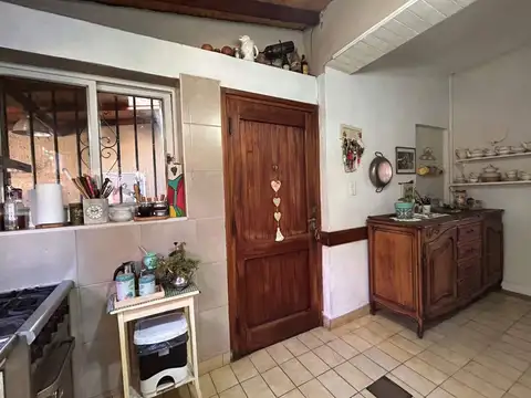 Casa  En Venta Ubicado En Ciudad Jardin, Tres De Febrero, G.b.a. Zona Oeste