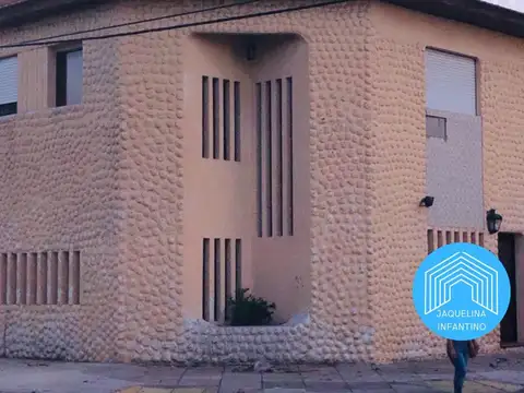 Casa 6 ambientes Ramos Mejía