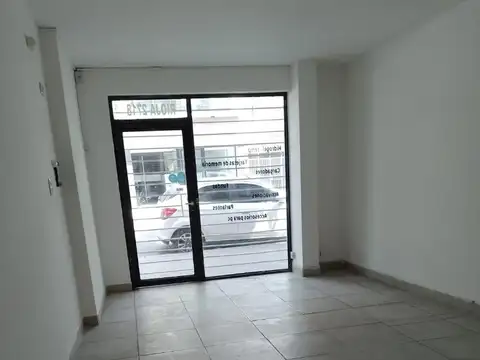 Local en Alquiler en Nuestra Señora De Lourdes, $ 500.000