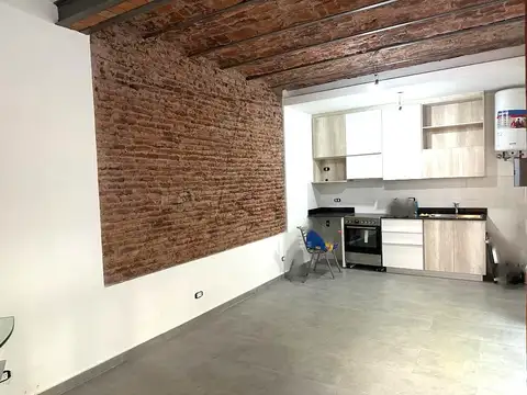 Depto Tipo Casa en Alquiler de 2 dormitorios