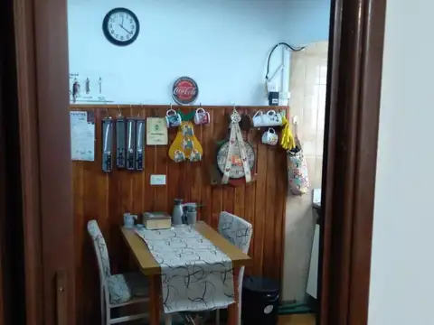 Avenida Bartolomé Mitre e/ Esquiú y Strobel