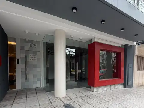Avenida General Indalecio Chenaut 1700