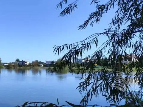 Venta Casa a la laguna en El Canton - Norte