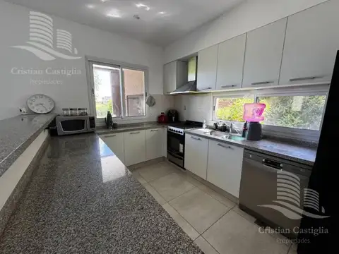 Casa en Venta en El Canton - Norte, USD 299.000