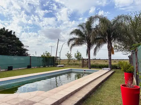 Quinta con pileta en San Antonio - USD 62.000