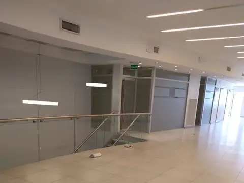 Av. Pte. J.D. Perón 1100