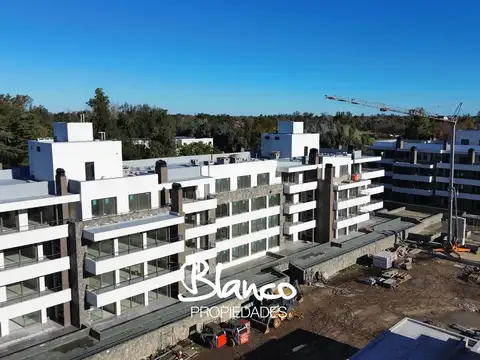 Departamento de 2 Ambientes en Venta en Le Bois, Pilar, G.B.A. Zona Norte