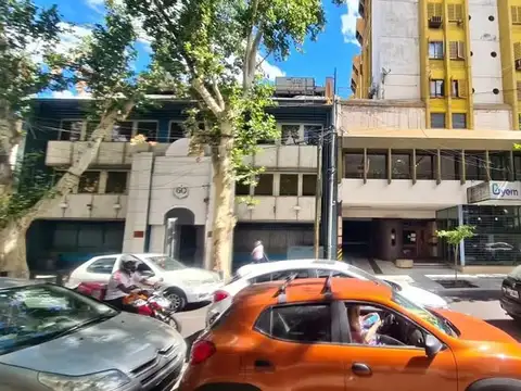 OFICINA EN CALLE CATAMARCA DE MENDOZA