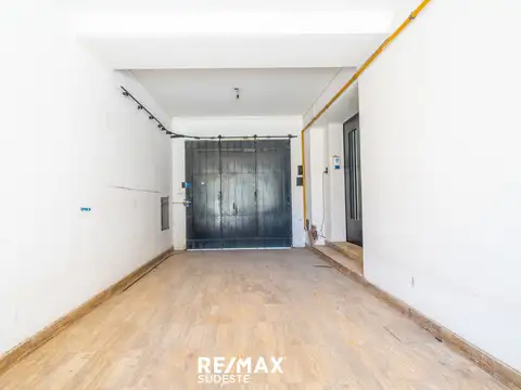 Depto Tipo Casa 4 ambientes con 2 baños