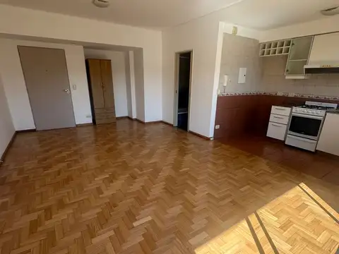 Departamento en Alquiler en Villa Urquiza, $ 600.000