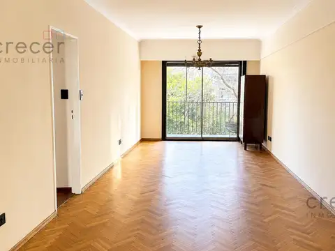 Venta departamento 4 ambientes con dependencia cochera y baulera Recoleta Apto crédito