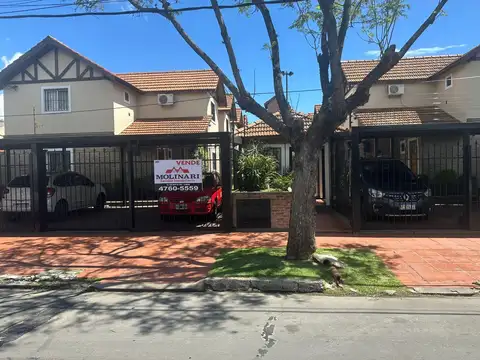 Casa en Venta al Este