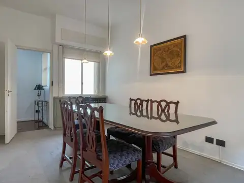 Oficina, Lavalle 1400, en  edificio modernista