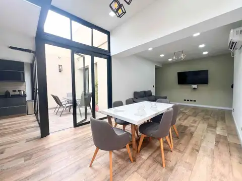 Depto Tipo Casa en Venta en Villa General Mitre, USD 225.000