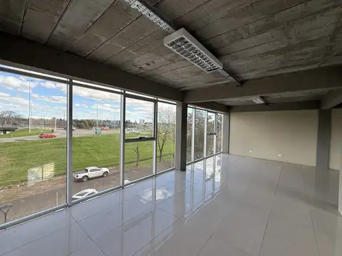 Local en Venta en Del Viso, USD 1.290.000