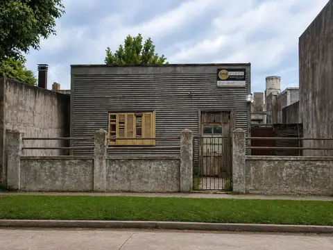 Casa en Venta en Berisso [Cod: 084115]
