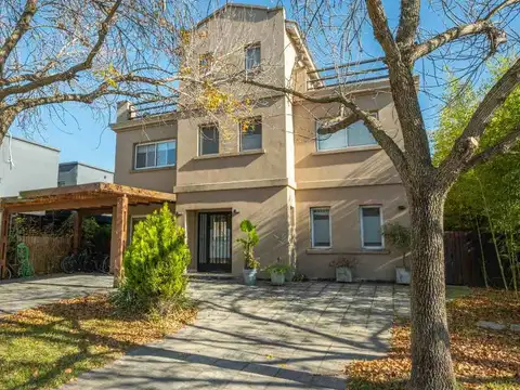 Venta casa 4 dormitorios Santa Catalina Villanueva APTO CRÉDITO