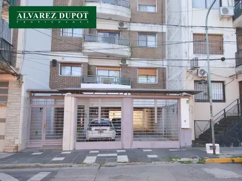 ¡Departamento en Olivos! Venta 2 Ambientes con Balcón y Ubicación Premium