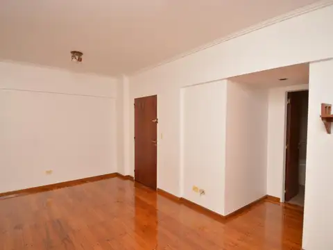 Departamento en Alquiler en Olivos, $ 850.000