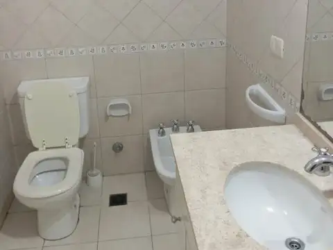 Departamento 3 ambientes con 2 baños