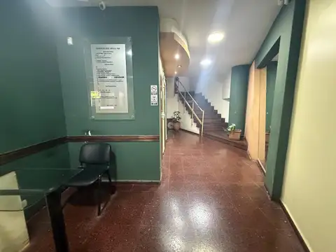 Oficina 3 ambientes con 1 baño