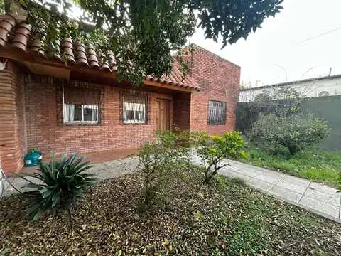 Casa en Venta en Turdera, USD 149.900
