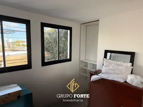 Esmeralda 435 , Piso 2