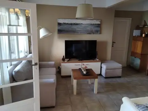 Casa en Venta en Quilmes, USD 180.000