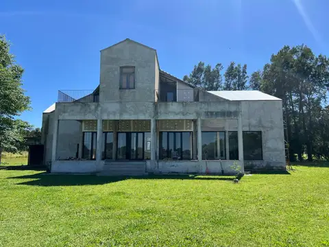 Venta Quinta Chacra con campo 8 hectareas Open Door Luján.