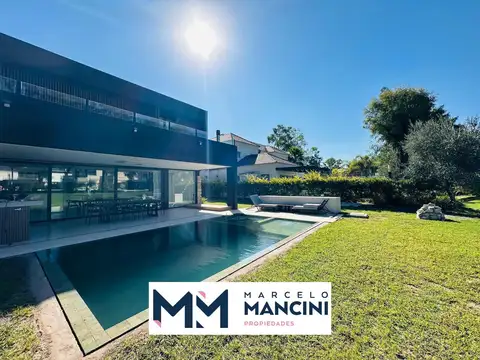 CANNING Casa en Saint Thomas Oeste VENTA - ALQUILER AMUEBLADO