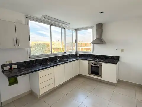 Departamento en Alquiler con 1 cocheras
