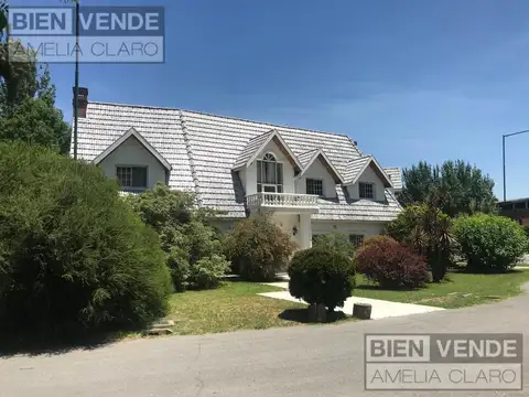 VENTA EXCLUSIVO CHALET EN 2 PLANTAS | SOBRE LOTE 600 m2 | BARRIO PRIVADO “LA DESEADA” EZEIZA