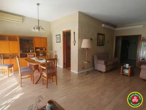 Casa en Venta en Temperley, USD 500.000