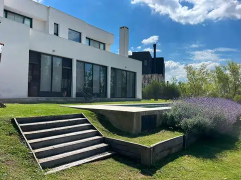Casa en Venta de 5 dormitorios