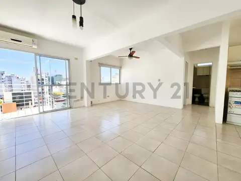 VENTA DEPARTAMENTO 3 AMBIENTES CON BALCÓN, VISTA ABIERTA Y BAJAS EXPENSAS