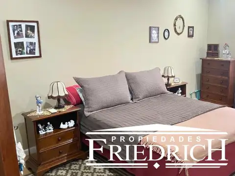 Casa 4 ambientes con 3 baños