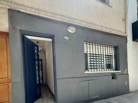 VENTA PH AL FRENTE-EN PLANTA BAJA-11 DE ABRIL 110