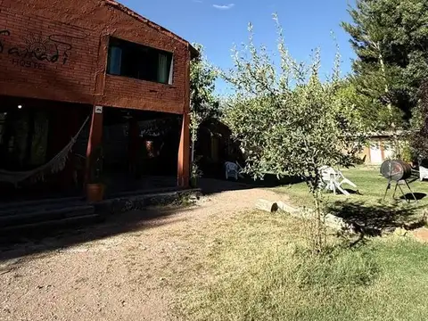Casa 7 ambientes con 5 baños