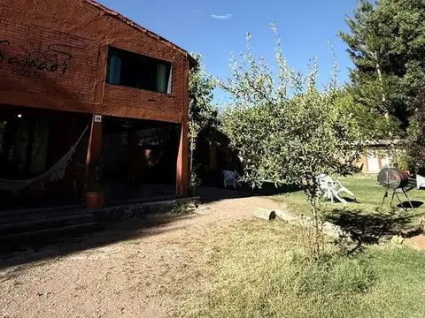Casa 7 ambientes con 5 baños
