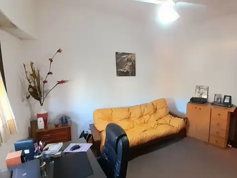 Depto Tipo Casa en Alquiler de 5 ambientes